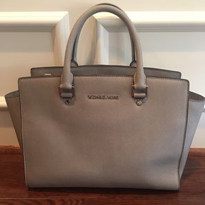 Michael Kors Large Selma Purse