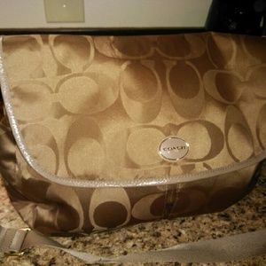 MAKE OFFER Coach messanger bag