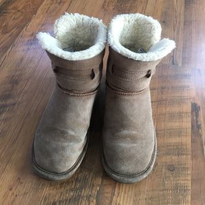 Bear paw boots