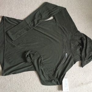 Nike lightweight pullover hoody