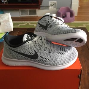 Brand new Nike Free Run RN 2016 size 7.5