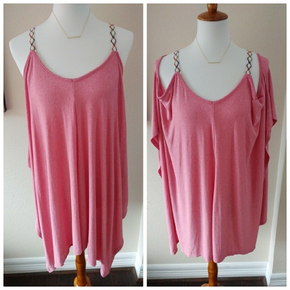 BUY 1, GET 1 FREE! Cold shoulder tunic - Picture 3 of 4