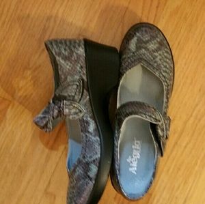 Alegria Shoes