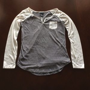 ‼️24hr Sale‼️Rue21 Baseball Tee Pocket Detail