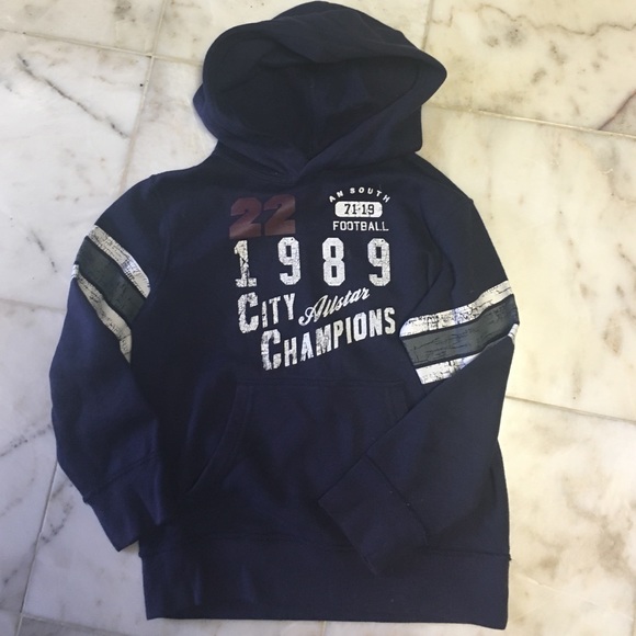 Boys hooded sweatshirt with kangaroo pocket