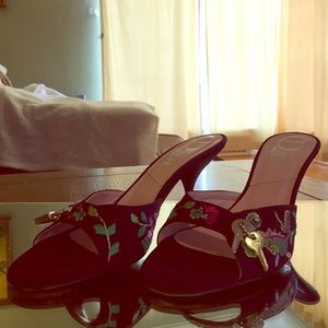 Dior kitten slide shoe.