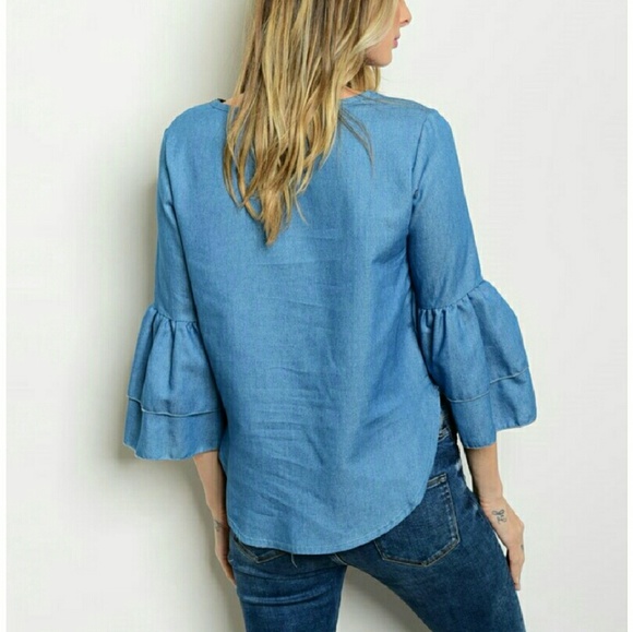 1 SMALL LEFT🔹 Light Denim Bell Sleeve Top - Picture 2 of 3