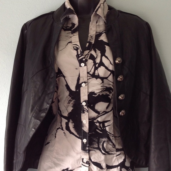 Short sleeve button down blouse