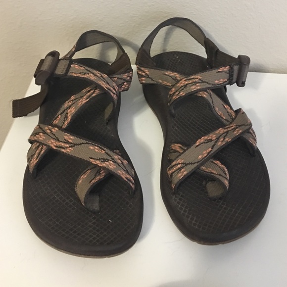 Chacos!