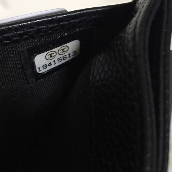 SOLD 🎉 Chanel Card Holder Wallet - Picture 3 of 4