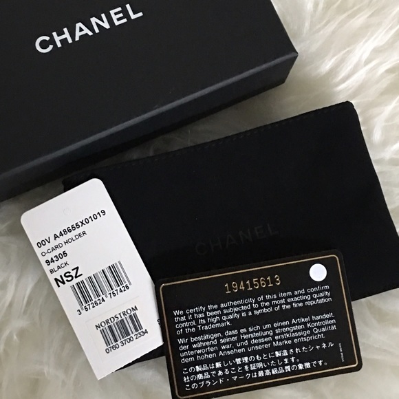SOLD 🎉 Chanel Card Holder Wallet - Picture 4 of 4