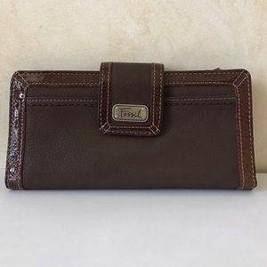 Fossil wallet
