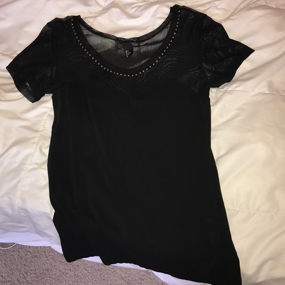 H&M mesh shoulder top.