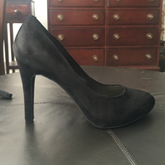 Jessica Simpson Black Suede 3in Pumps Gently Used
