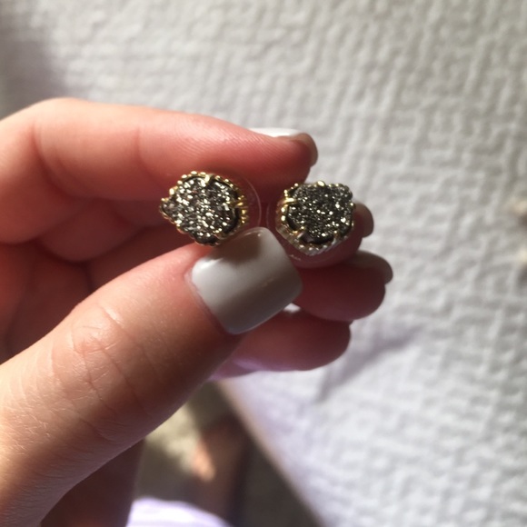 Kendra Scott earrings