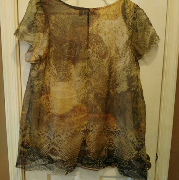 Colorful blouse - Picture 2 of 3