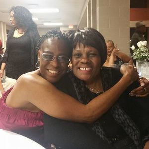 Meet your Posher, Elizabeth