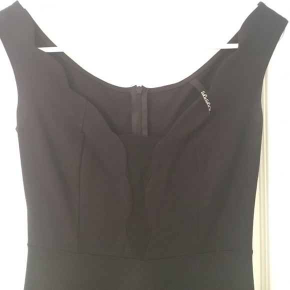 Black Lulu's off the shoulder dress - Picture 2 of 2