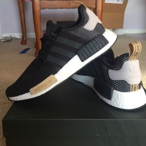 Adidas NMD R1 women's