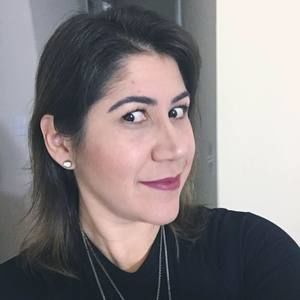 Meet your Posher, Cassandra