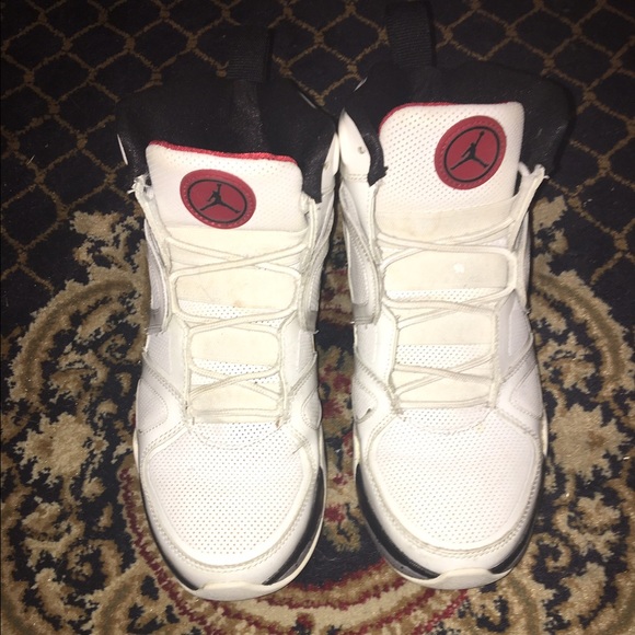 White jordans - Picture 2 of 4