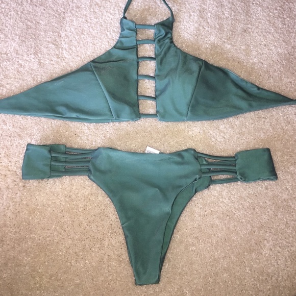 Halter bikini