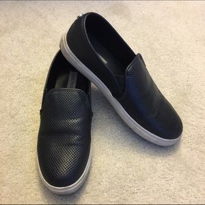 Steve Madden faux leather flats