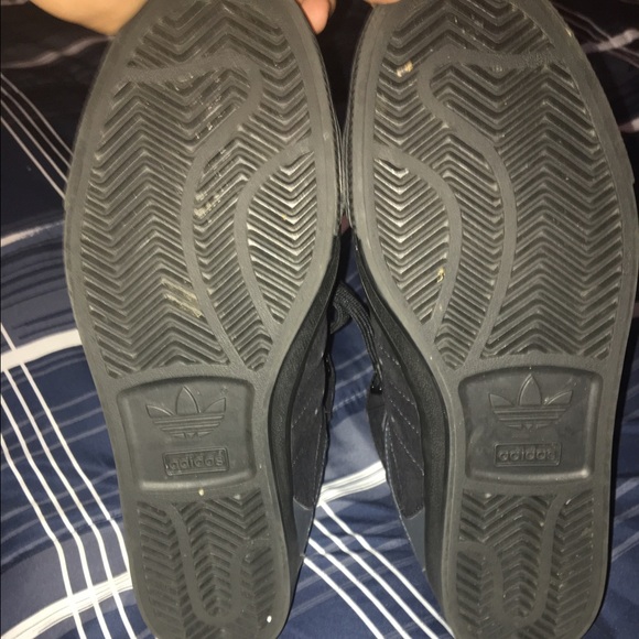 Black adidas shoes NEVER WORN - Picture 4 of 4