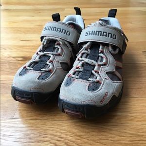 Shimano clipless pedal bike shoes, Eur 39/US 7.2