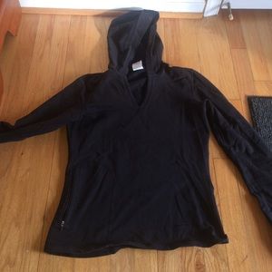 Patagonia hooded pull over