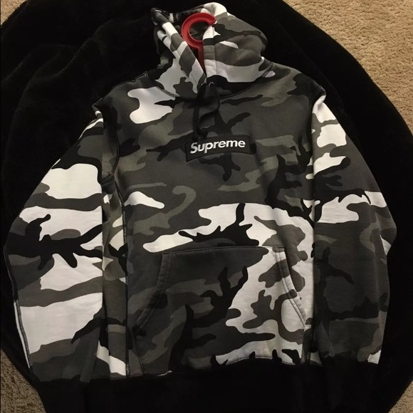 Supreme hoodie