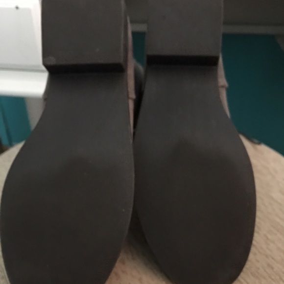 Shin High New Condition Boots! - Picture 3 of 3