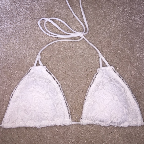 White lace bikini