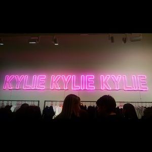 Meet your Posher, Jasmine