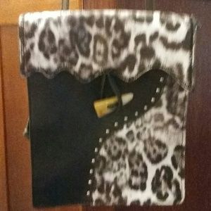 Chi Animal Print Crossbody Bag