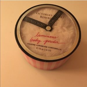 Victoria's Secret BOMBSHELL Fragrance body powder