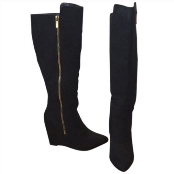 Black suede boots