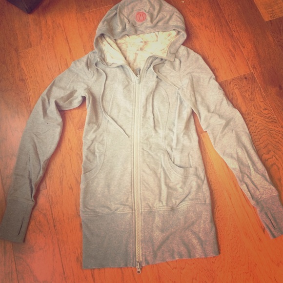 Lululemon gray hoodie