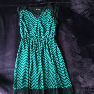 Green & Black sleeveless dress