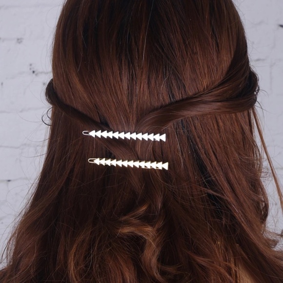 ๐HP๐ Triangle Geometric Metal Pins - Picture 3 of 5