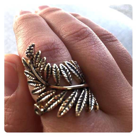 Fern Fashion Ring
