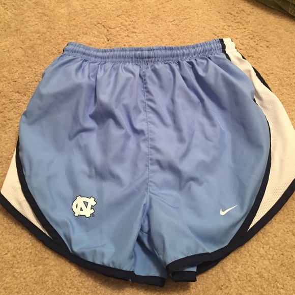 Nike Tempo North Carolina Tarheel Shorts. Size S