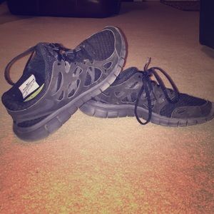 NIKE Free Runs 2 Black on Black