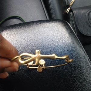 Rafaelian Twisted Cross Wire Bangle