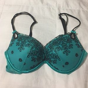 Victoria's Secret- sexy little things bra