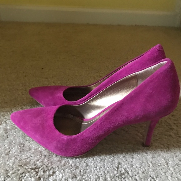 BCBG - Picture 3 of 4