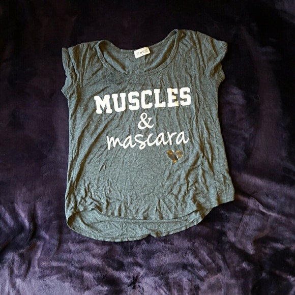 Muscles & Mascara graphic T