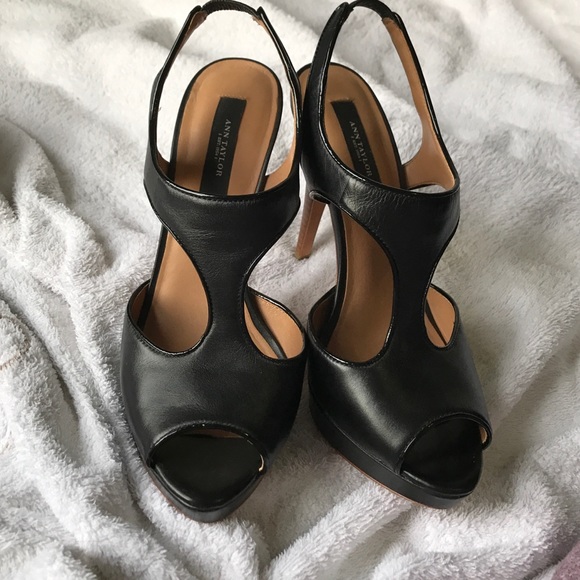 Ann Taylor Shannon Platform Sandal size 7