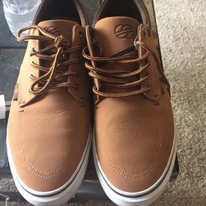 Radii brown shoes