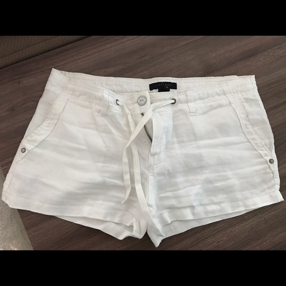 Sanctuary Women's White shorts